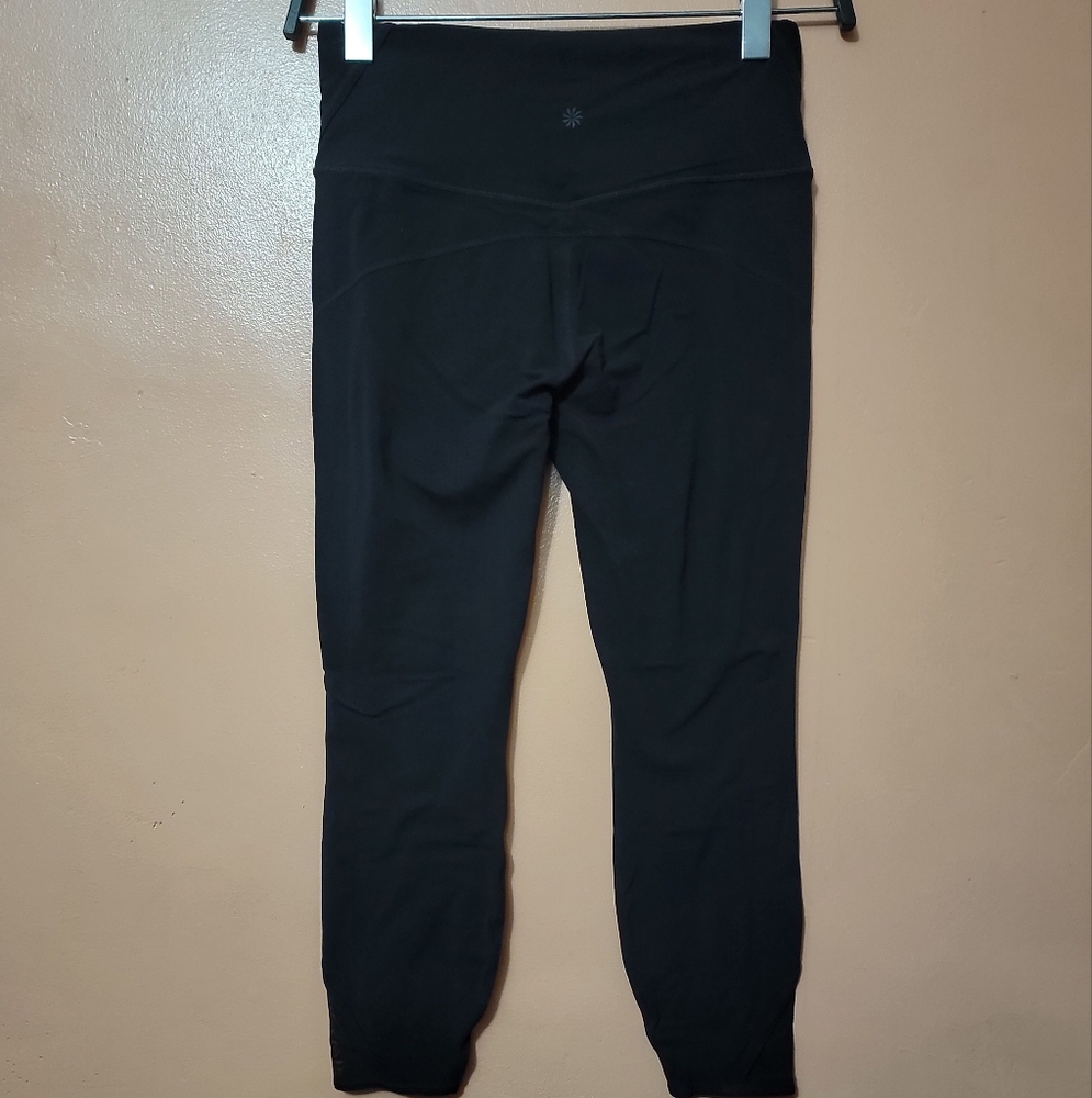 Athleta Black High Rise Peekaboo Mesh 7/8 Leggings Size M/P EUC - Picture 5 of 9